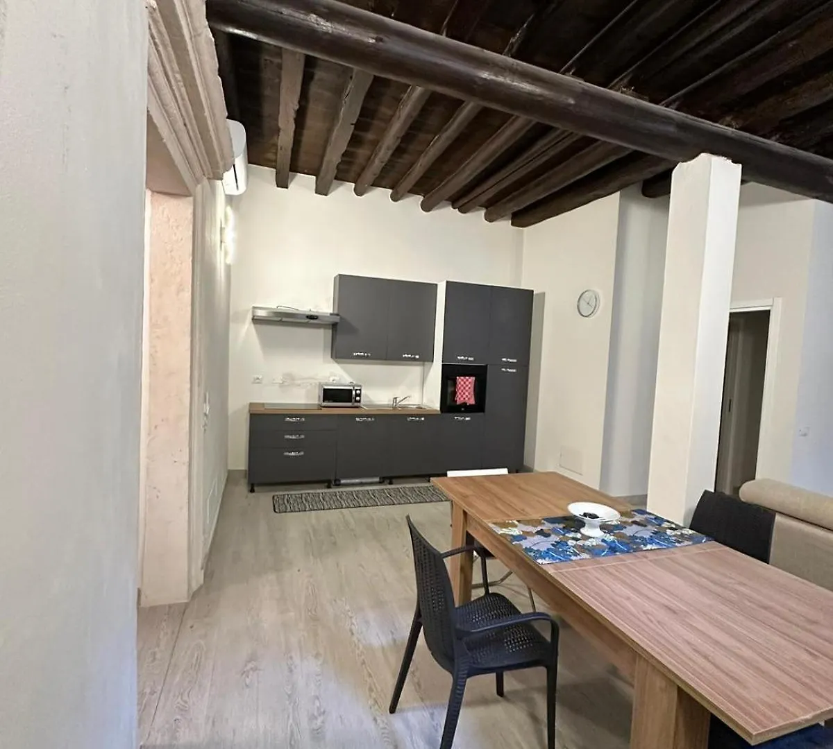 Al Campanile Apartment Verona Italy